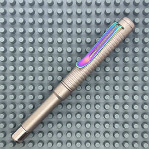 Roady  / Sandblasted Titanium - Knurled Grip, Grooved Cap with Rainbow Clip