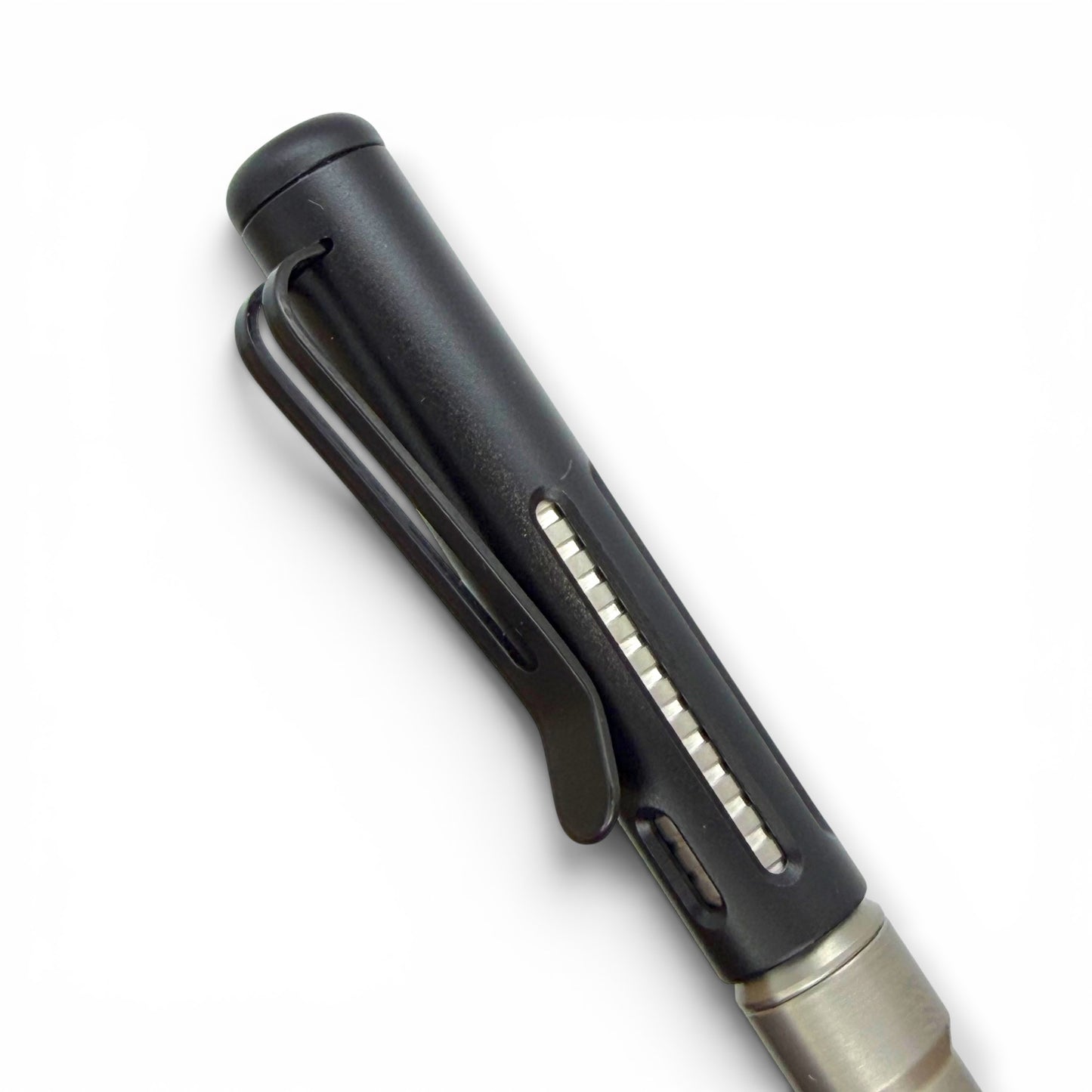 Roady  / Titanium - Groove Grip - Slotted Black Aluminum Cap