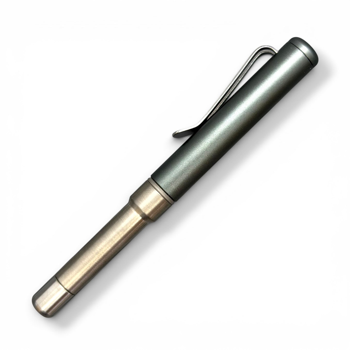 Roady - Titanium / Knurled Grip - Graphite Olive Aluminum Cap