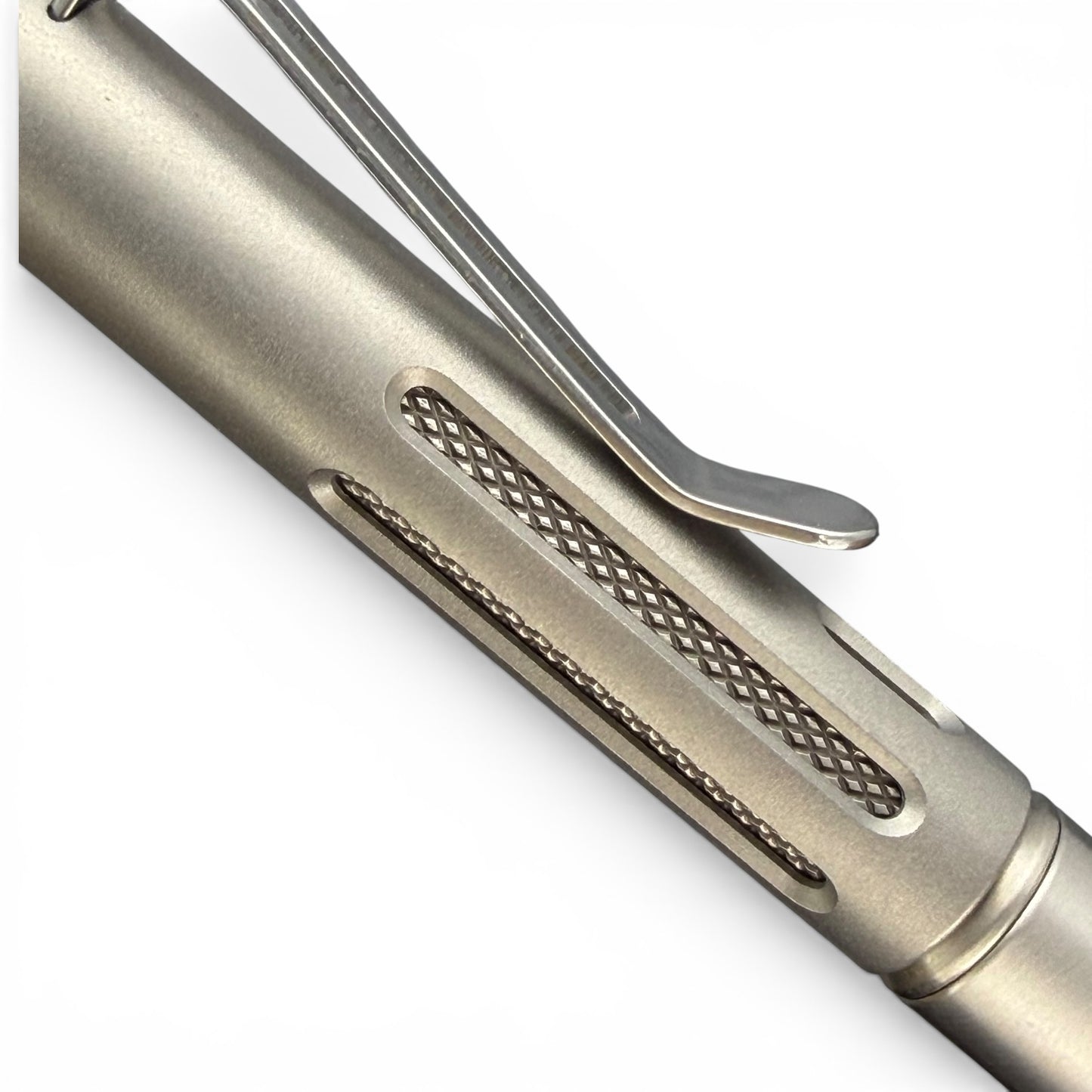 Roady XL / Matte Titanium Slot Cap - Knurl Grip - Shiny Barrel