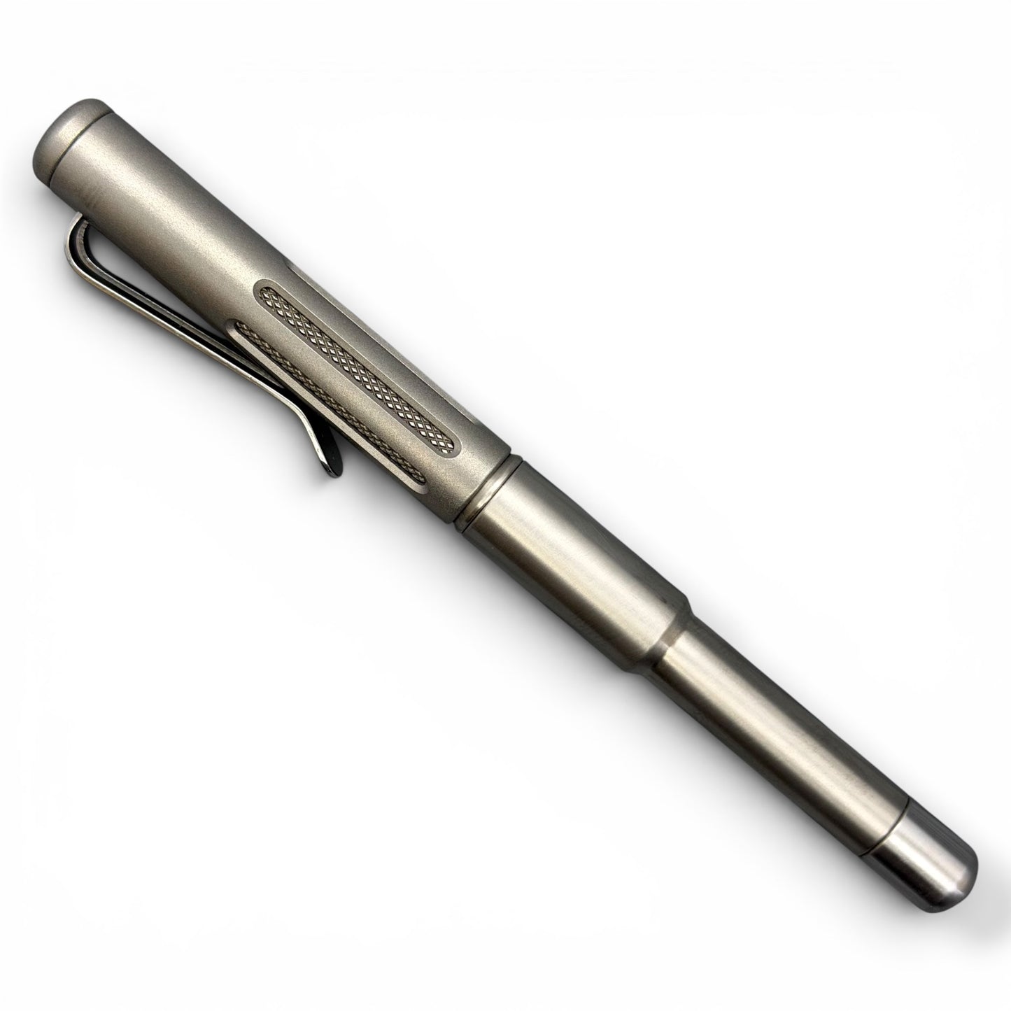 Roady XL / Matte Titanium Slot Cap - Knurl Grip - Shiny Barrel