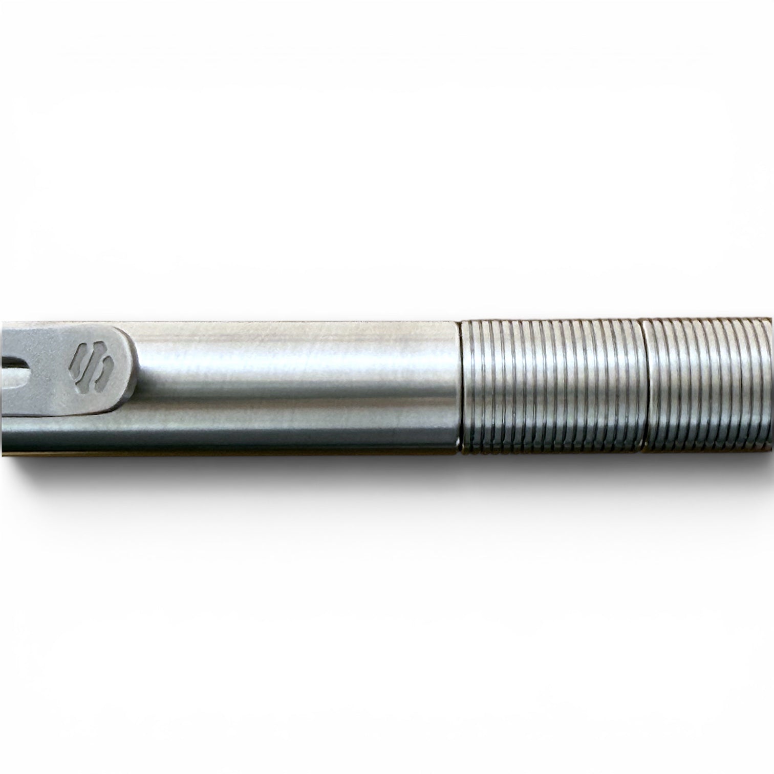 Spoke Click Model CX-E: Shiny Titanium / Milli-Groove Grip (Uses