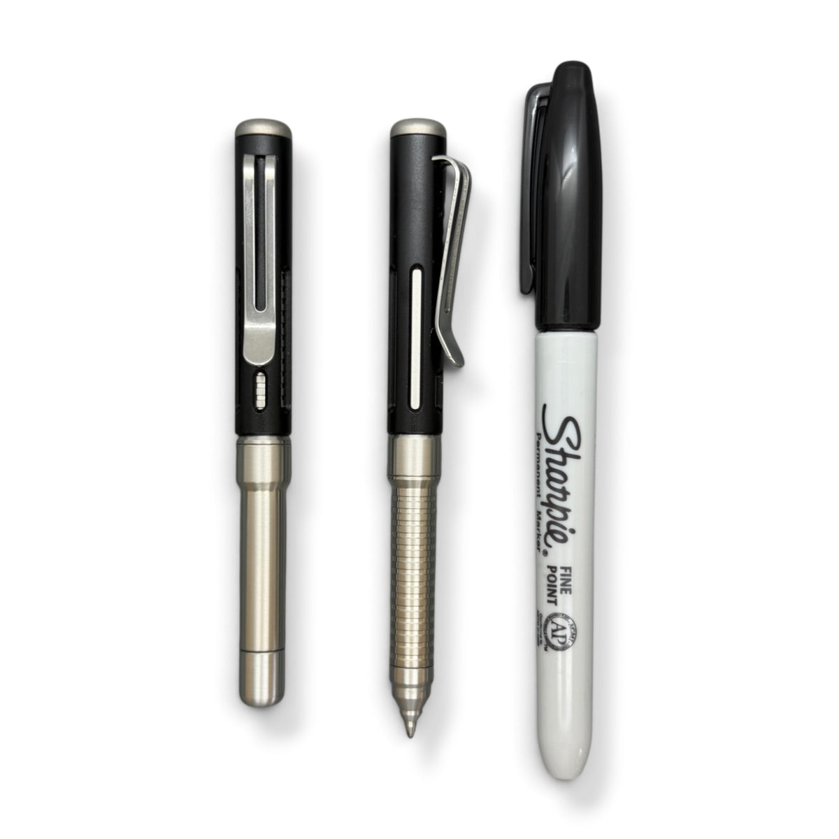 Roady  / Titanium - Groove Grip - Slotted Black Aluminum Cap