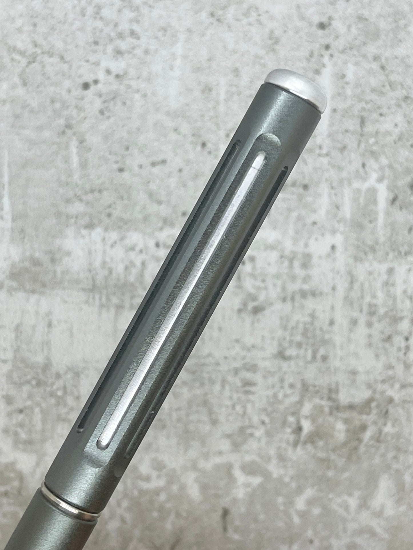 Spoke Pen 2 / Gunmetal Crush