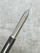 Load image into Gallery viewer, Spoke Pen 2 / Black Crush