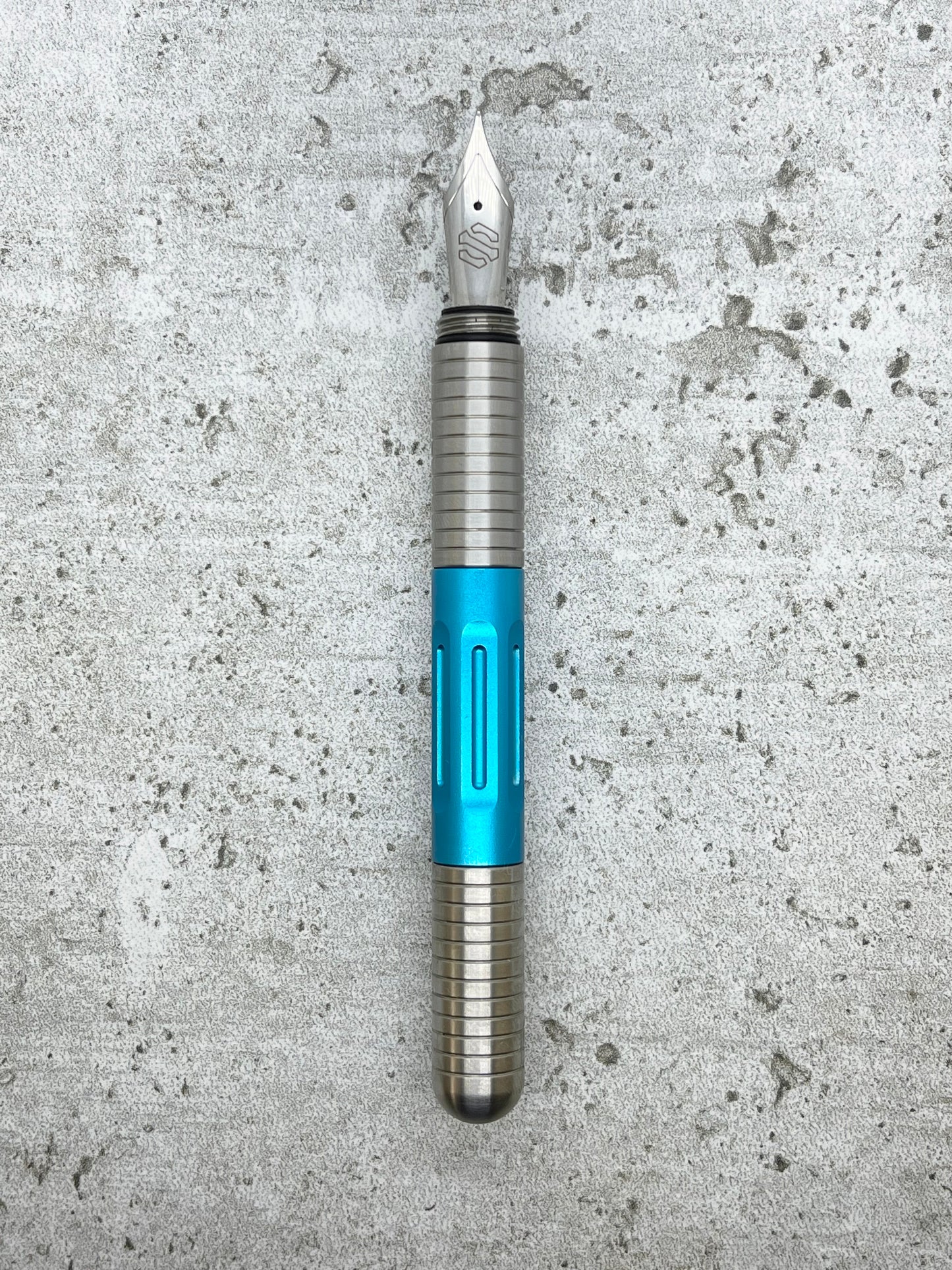 Axle S / Titanium (select color)