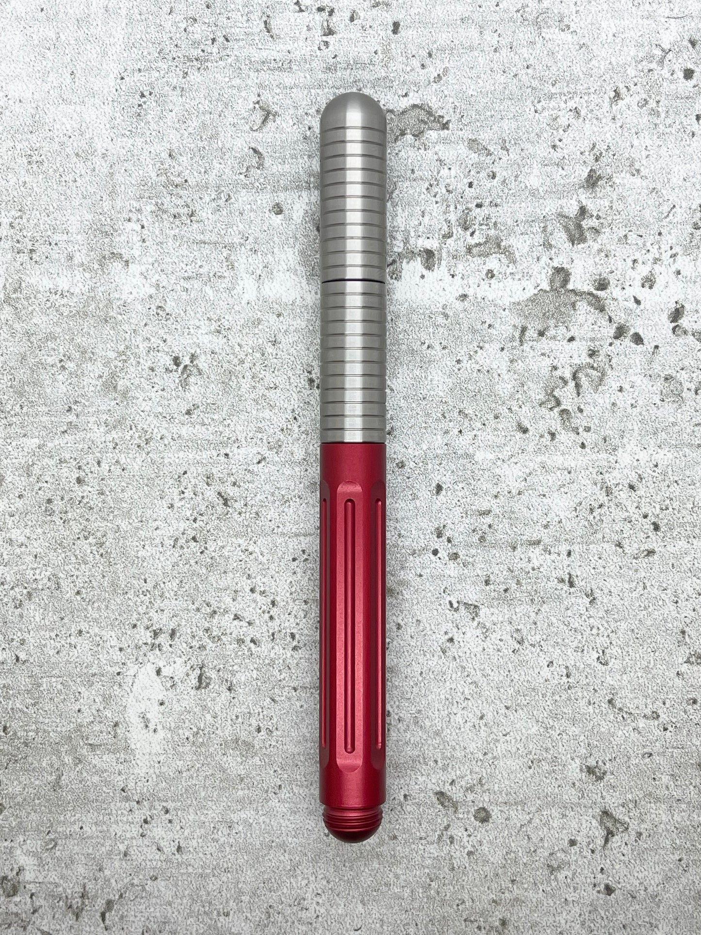 Axle / Titanium (select color)