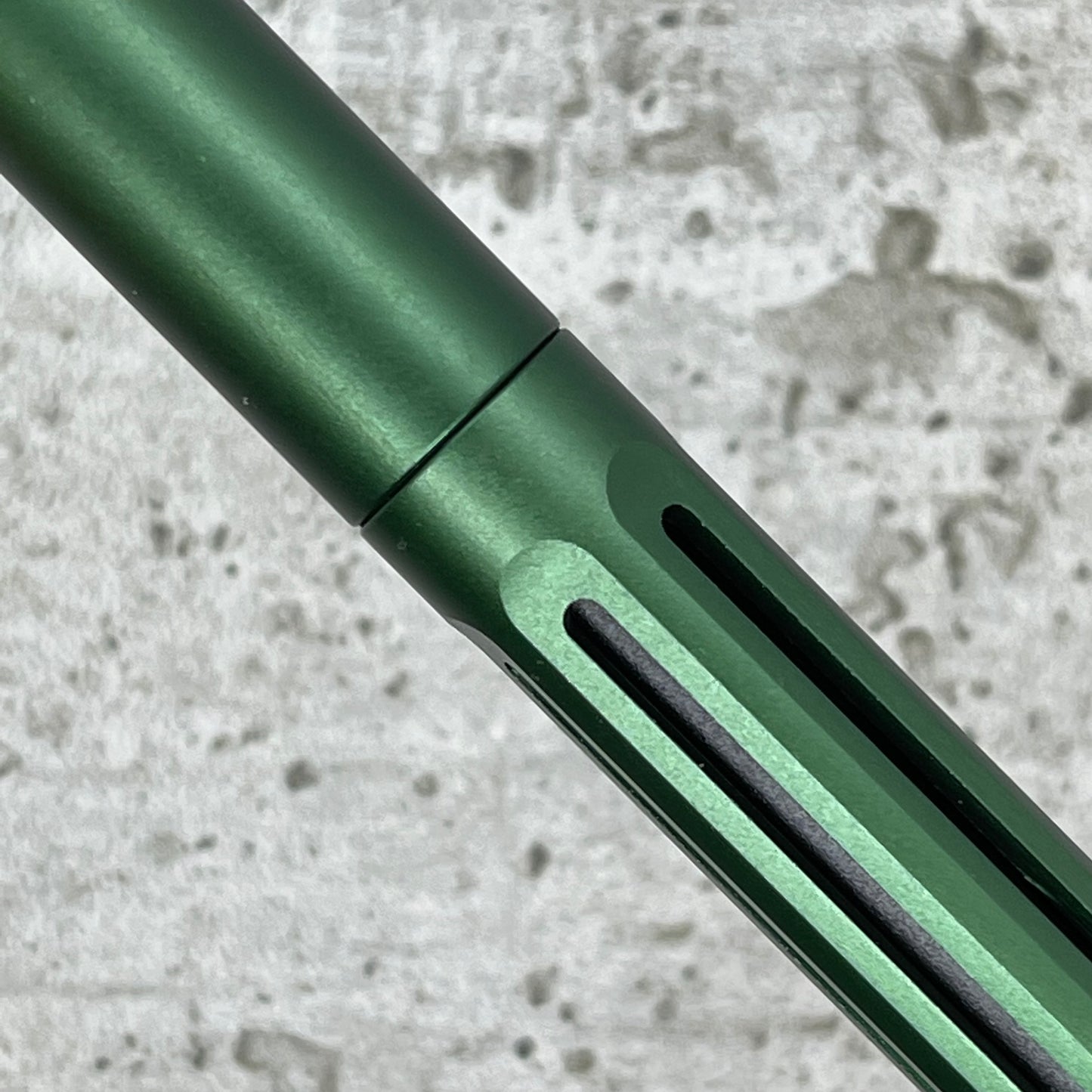 Icon / British Racing Green (customize)